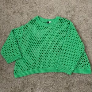 H&M Green Crew Neck Sweater with Textured Knit